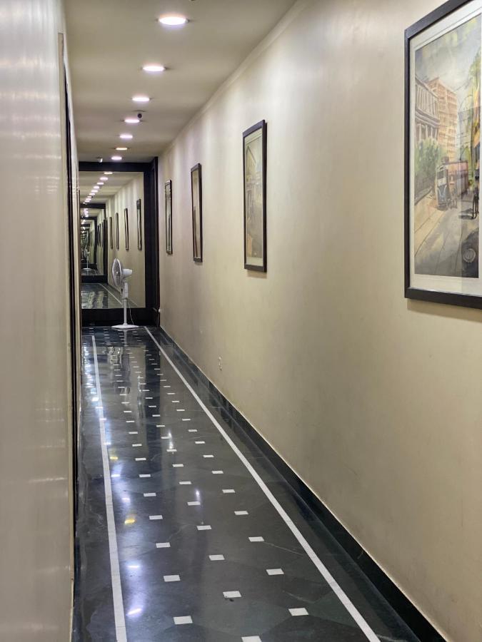Shivam Hotels Калькутта Экстерьер фото